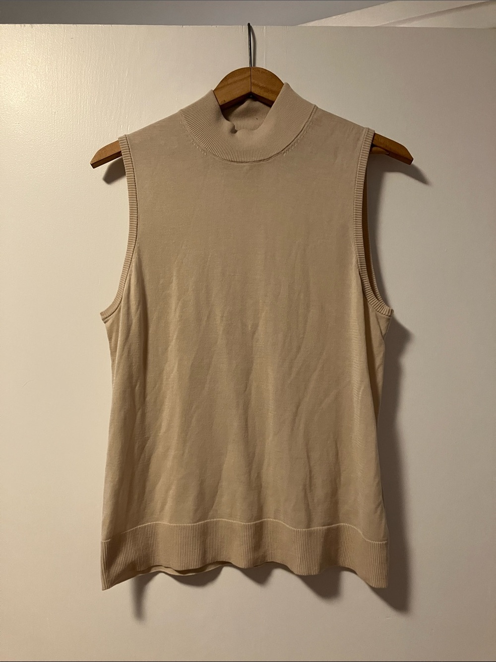 Sleeveless Mock Neck Tank Top in Beige Knit with 5% Silk Great Quality